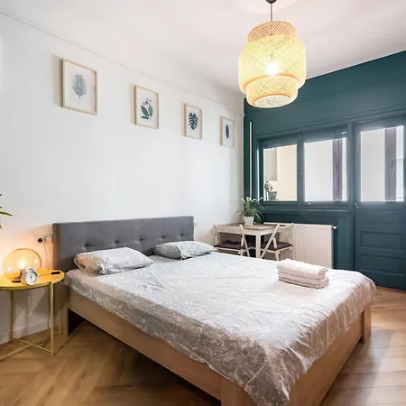 Apartment Heart Of Calea Victoriei - Elegant Urban Bucharest