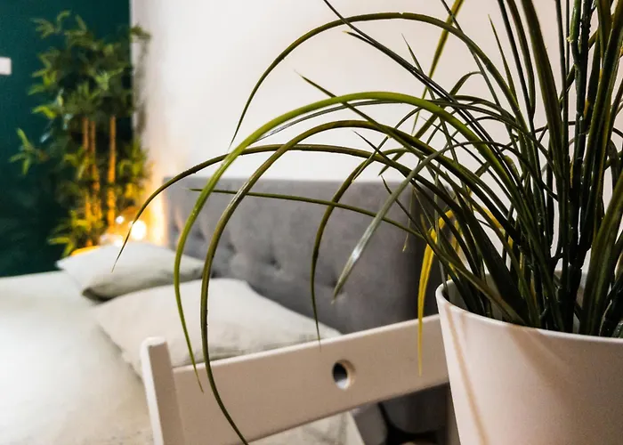 Downtown Greenery - Cozy Comfy Central アパート *