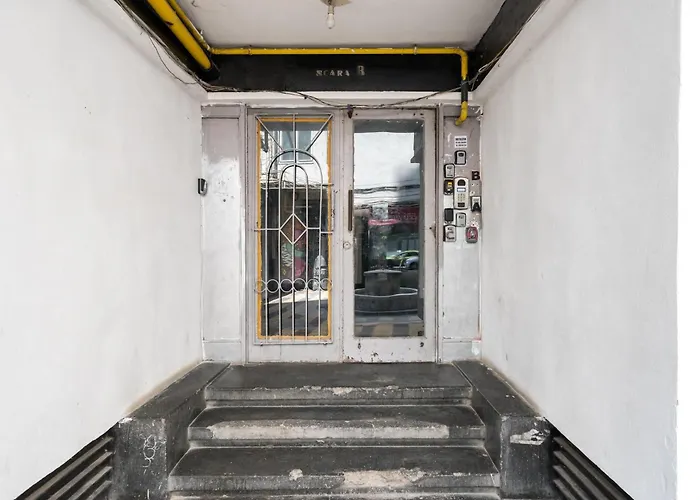 Heart Of Calea Victoriei - Elegant Urban *